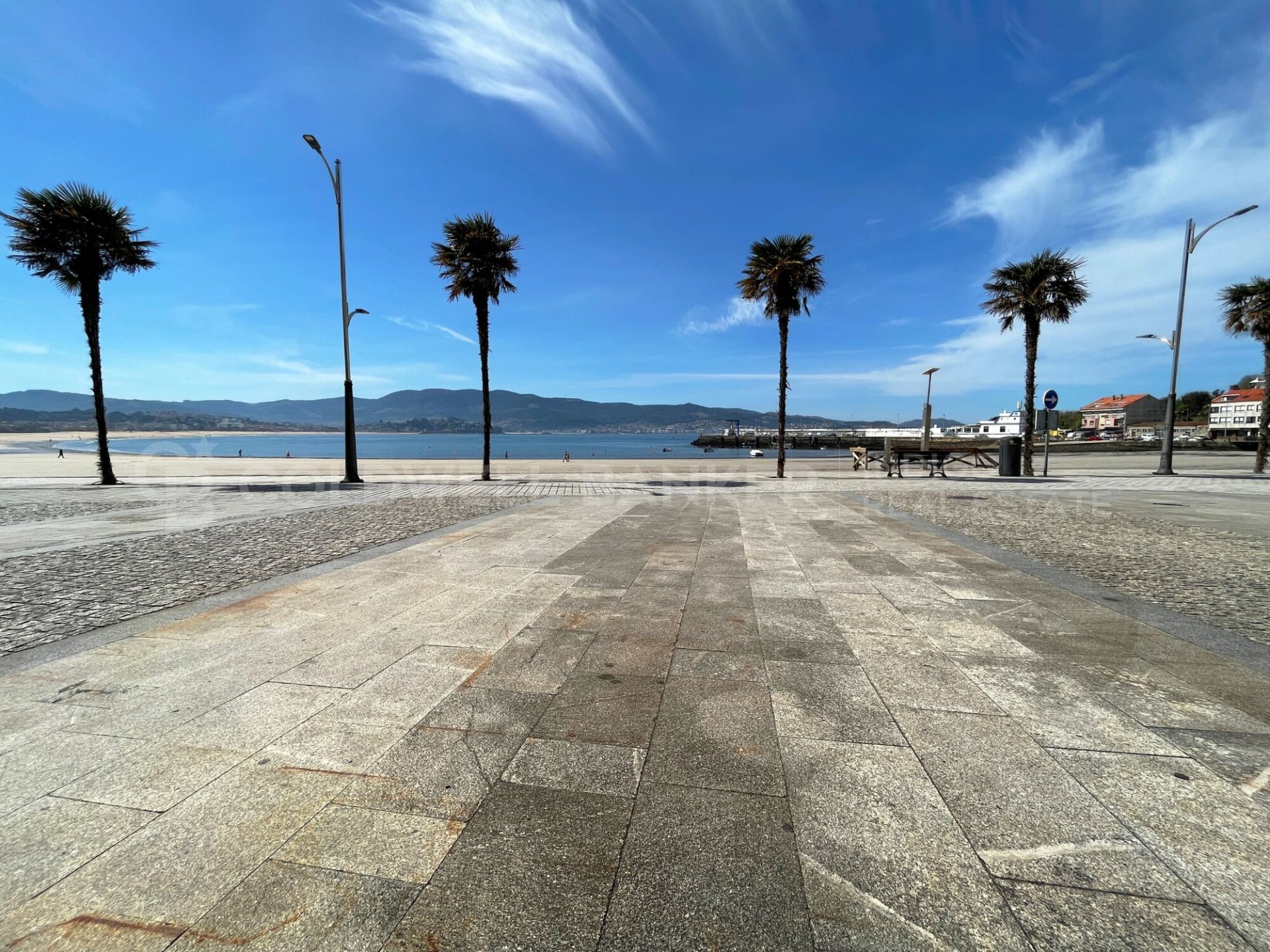 Commercial property à Nigran, Pontevedra, Espagne 190 m2 No. 160210