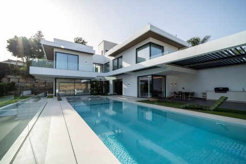 Villa in Benahavis, Malaga, Spanien 6 Schlafzimmer, 1182 m2 Nr. 151166