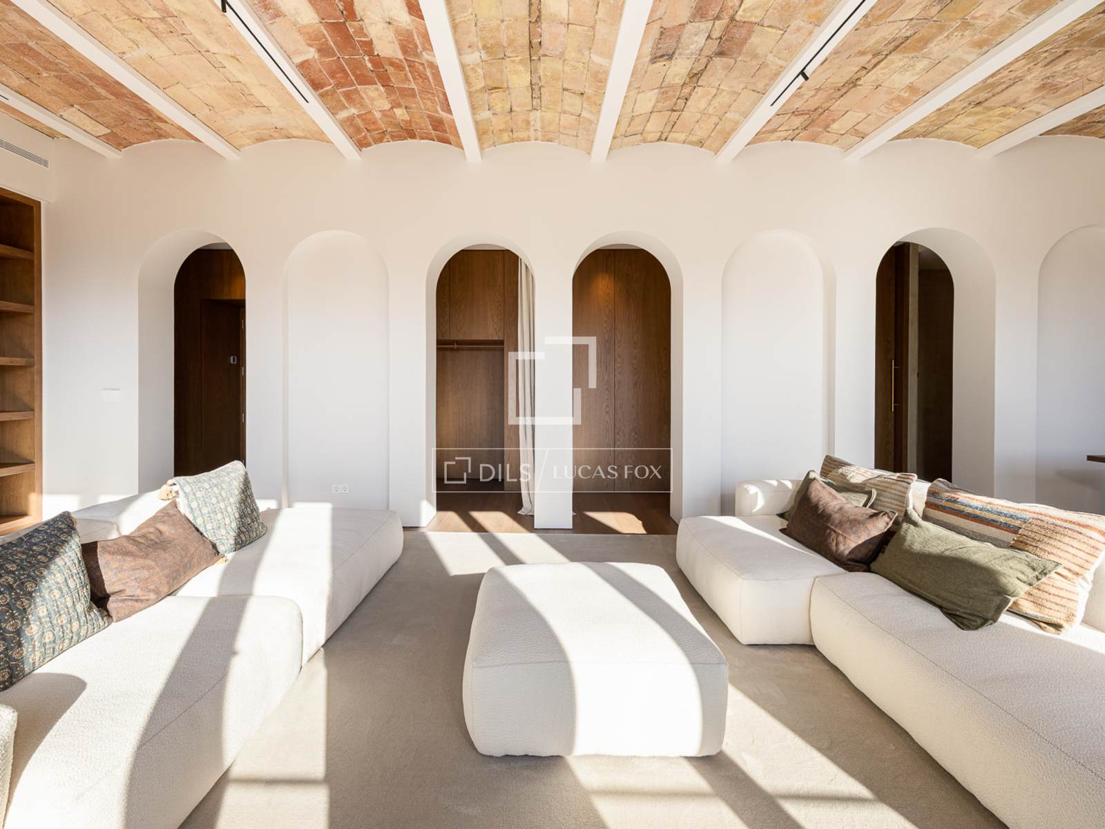 Huoneisto Barcelona, Espanja 2 makuuhuonetta, 142 m2 No. 150568