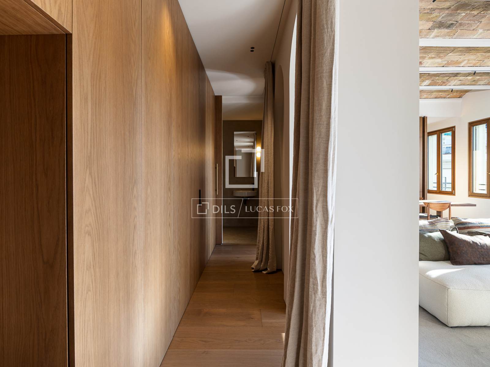 Huoneisto Barcelona, Espanja 2 makuuhuonetta, 142 m2 No. 150568
