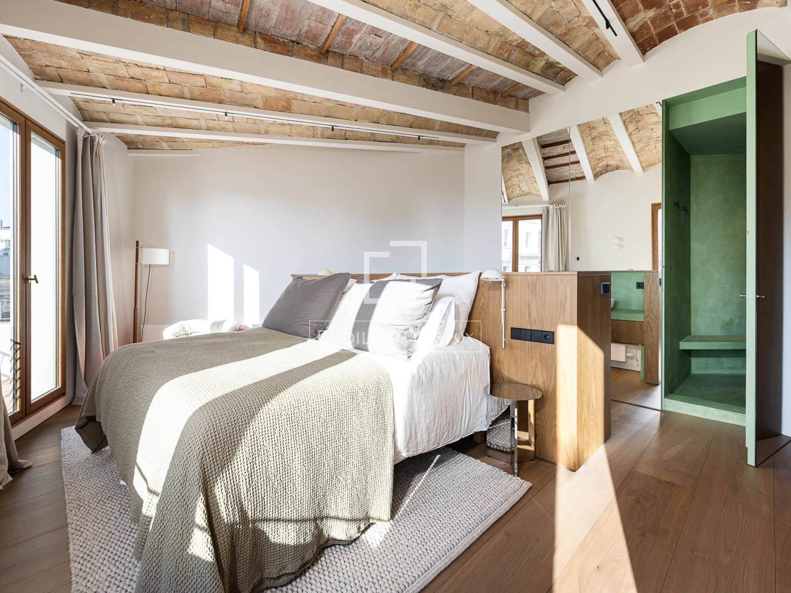 Huoneisto Barcelona, Espanja 2 makuuhuonetta, 142 m2 No. 150568