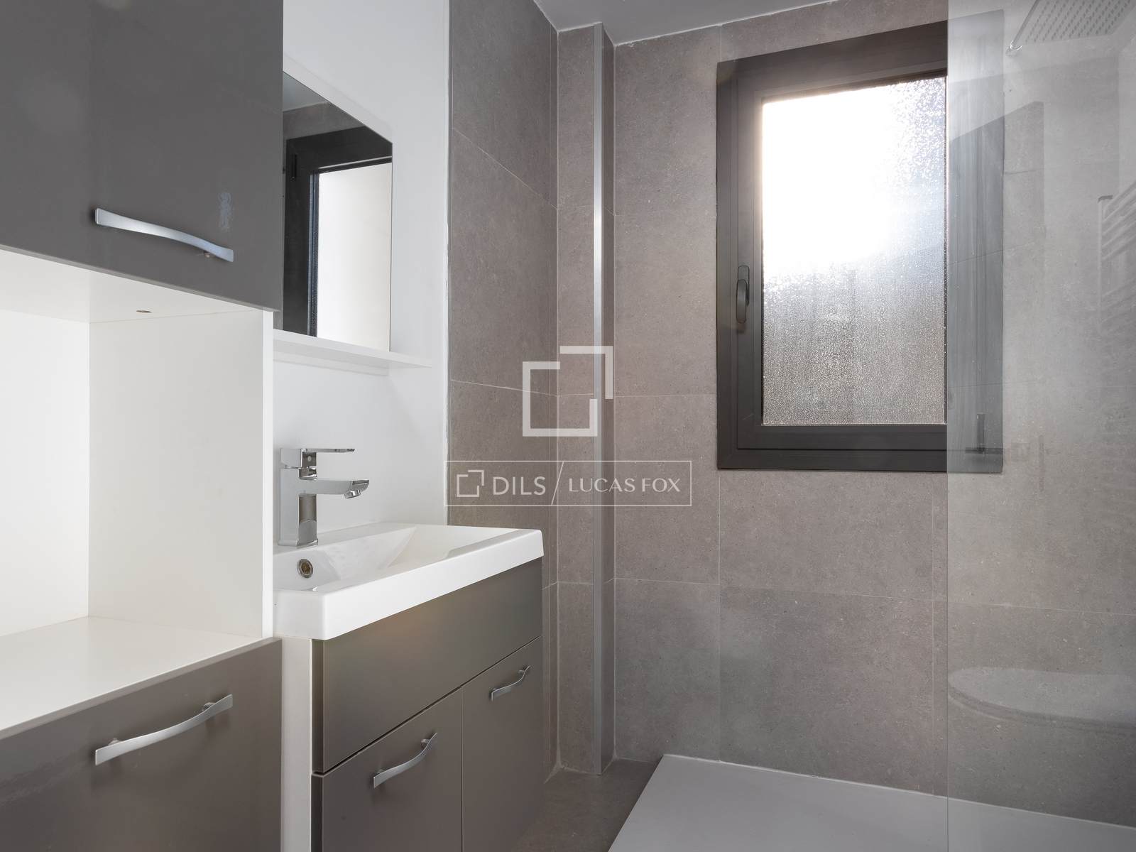 Вилла в Кабрильс, Барселона, Испания 4 спальни, 326м2 №150569