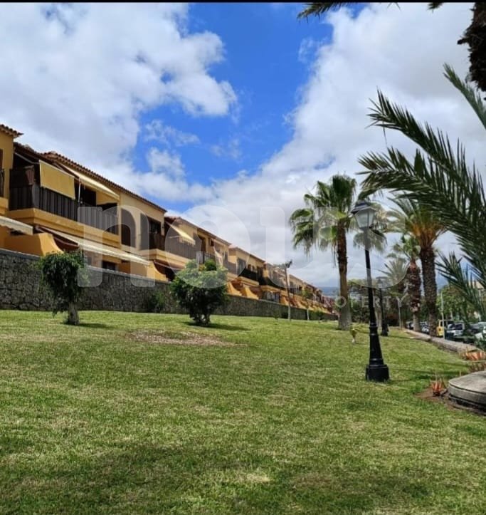 Apartamento en Costa del Silencio, Tenerife, España 2 dormitorios, 68 m2 No. 164845