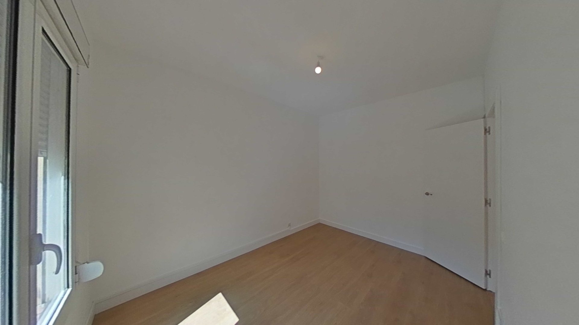 Appartamento a Barcelona, Spagna 4 camere da letto, 66 mq. N° 167155
