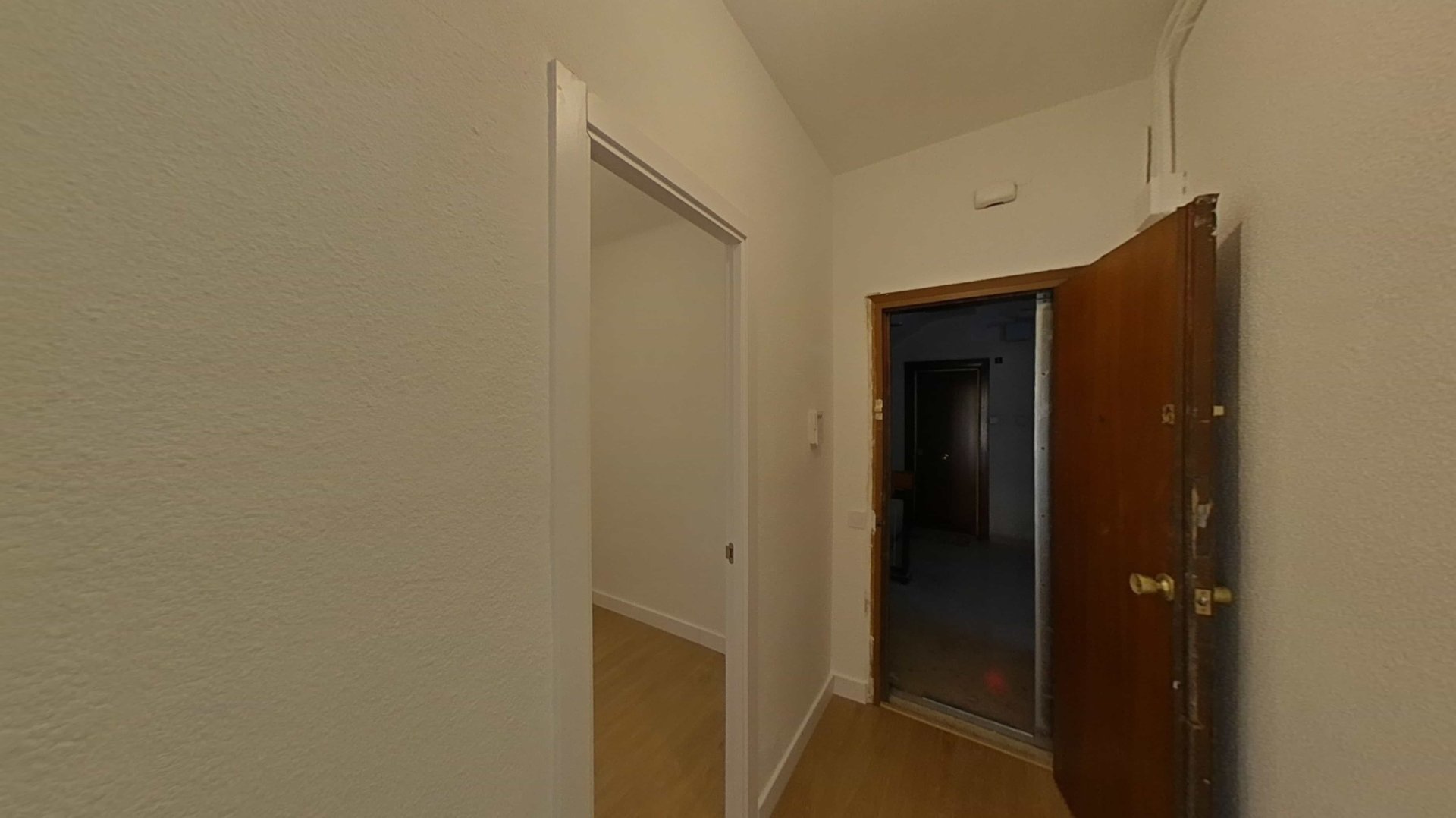 Appartamento a Barcelona, Spagna 4 camere da letto, 66 mq. N° 167155