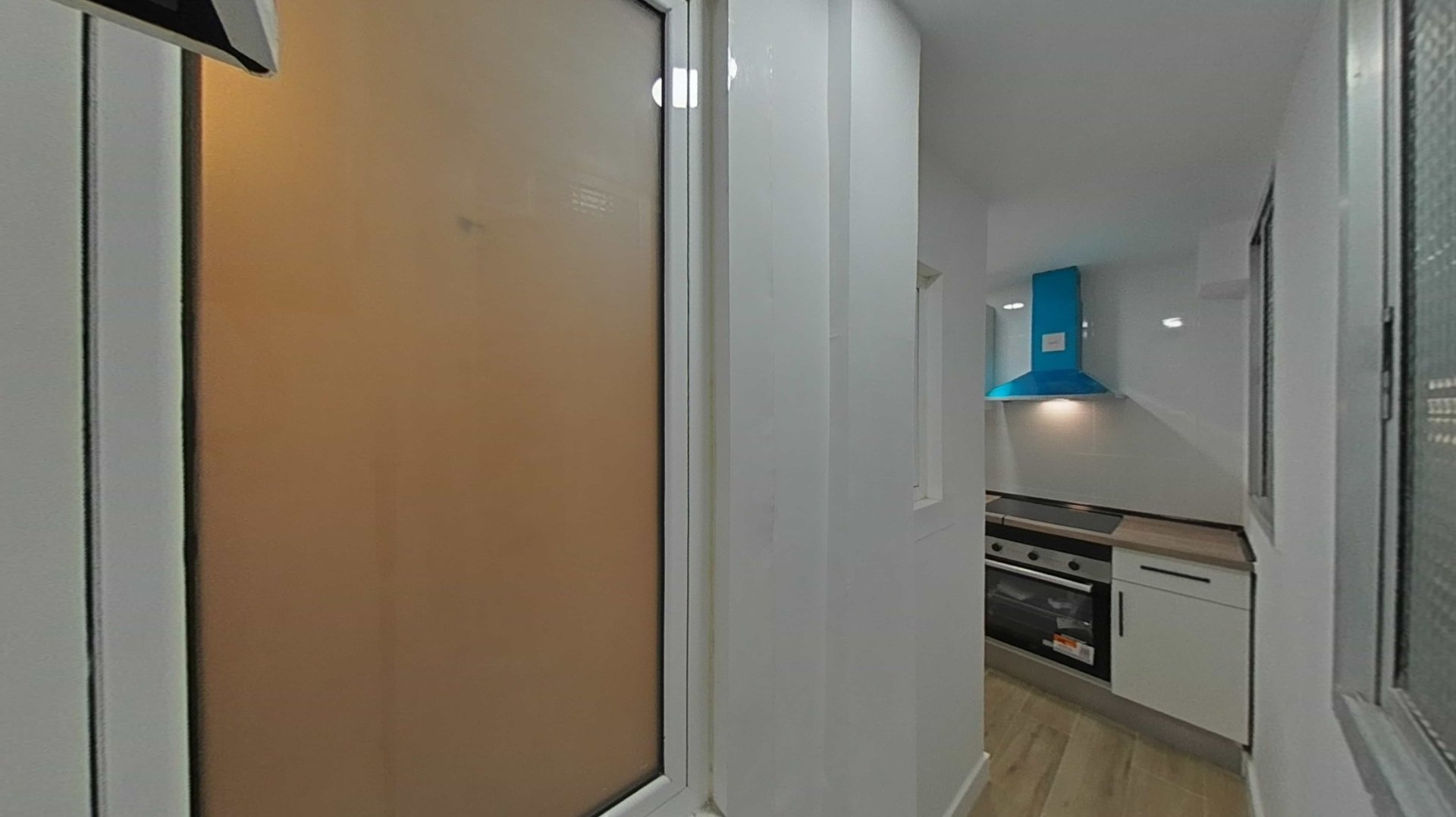 Appartamento a Barcelona, Spagna 4 camere da letto, 66 mq. N° 167155
