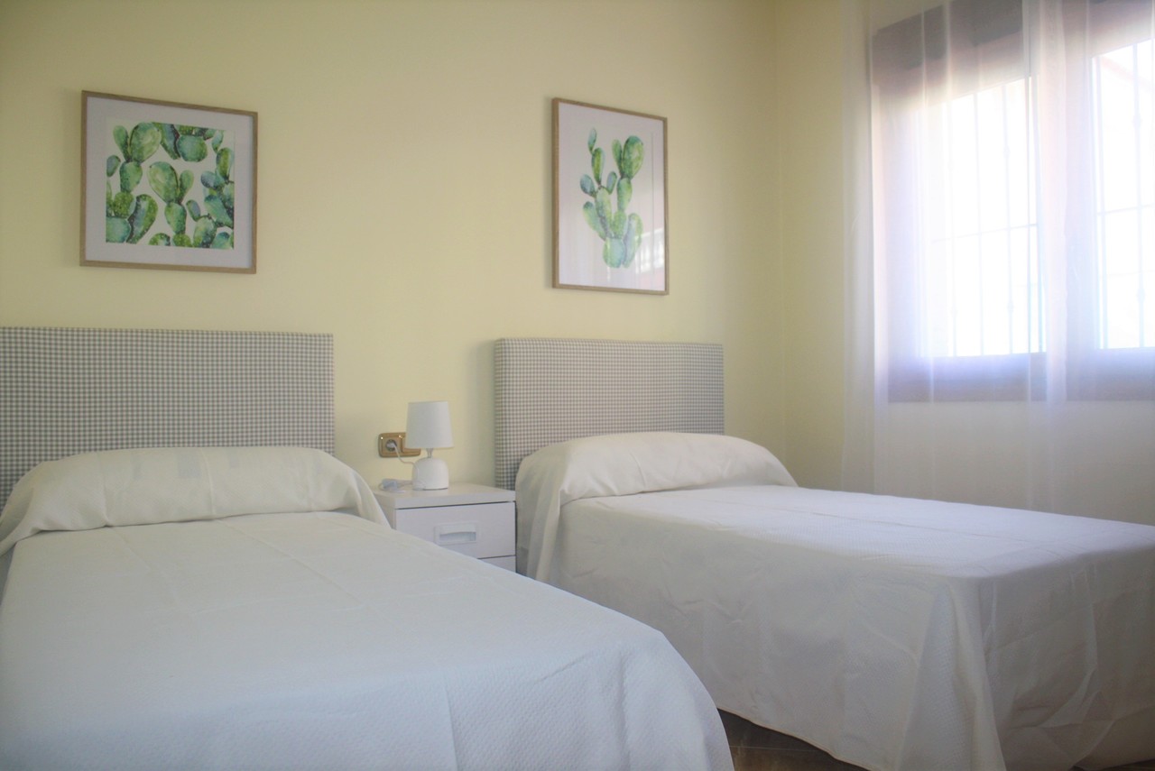 Villa Torrevieja, Alicante, Spānijā 3 istabas, 315 m2 Nr. 115992