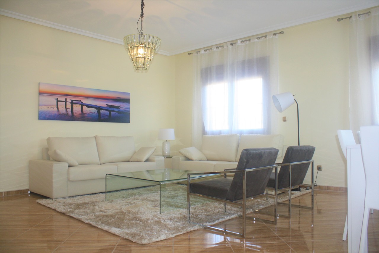 Villa Torrevieja, Alicante, Spānijā 3 istabas, 315 m2 Nr. 115992