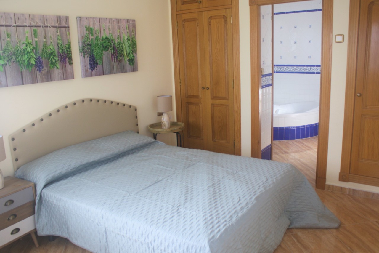 Villa Torrevieja, Alicante, Spānijā 3 istabas, 315 m2 Nr. 115992