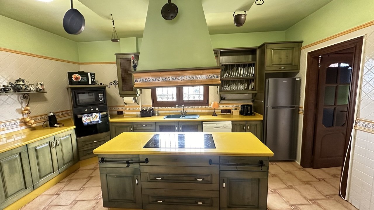 Villa San Miguel de Salinas, Alicante, Spānijā 4 istabas, 550 m2 Nr. 115987