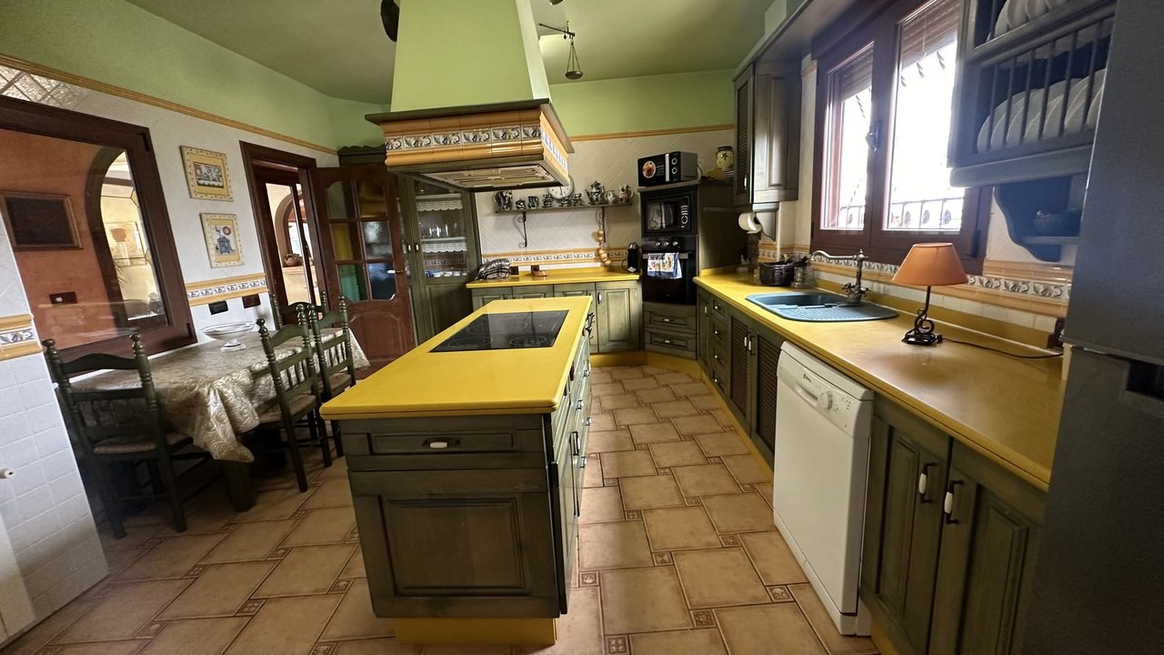Villa San Miguel de Salinas, Alicante, Spānijā 4 istabas, 550 m2 Nr. 115987