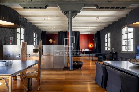 Appartamento a Barcelona, Spagna 2 camere da letto, 251 mq. N° 161360