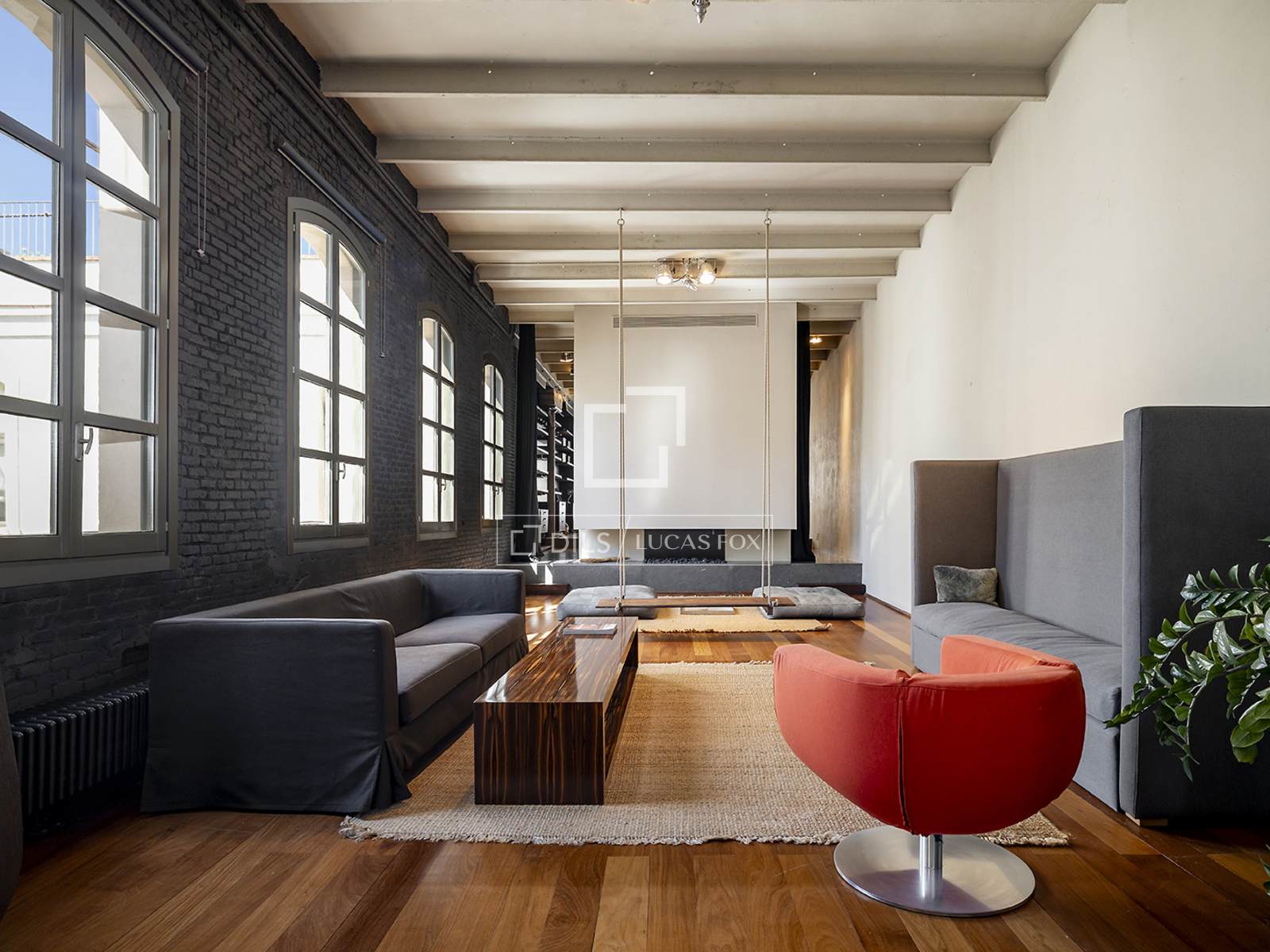 Apartamento en Barcelona, España 2 dormitorios, 251 m2 No. 161360