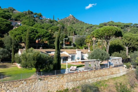 Villa en Cabrera de Mar, Barcelona, España 5 dormitorios, 592 m2 No. 161357