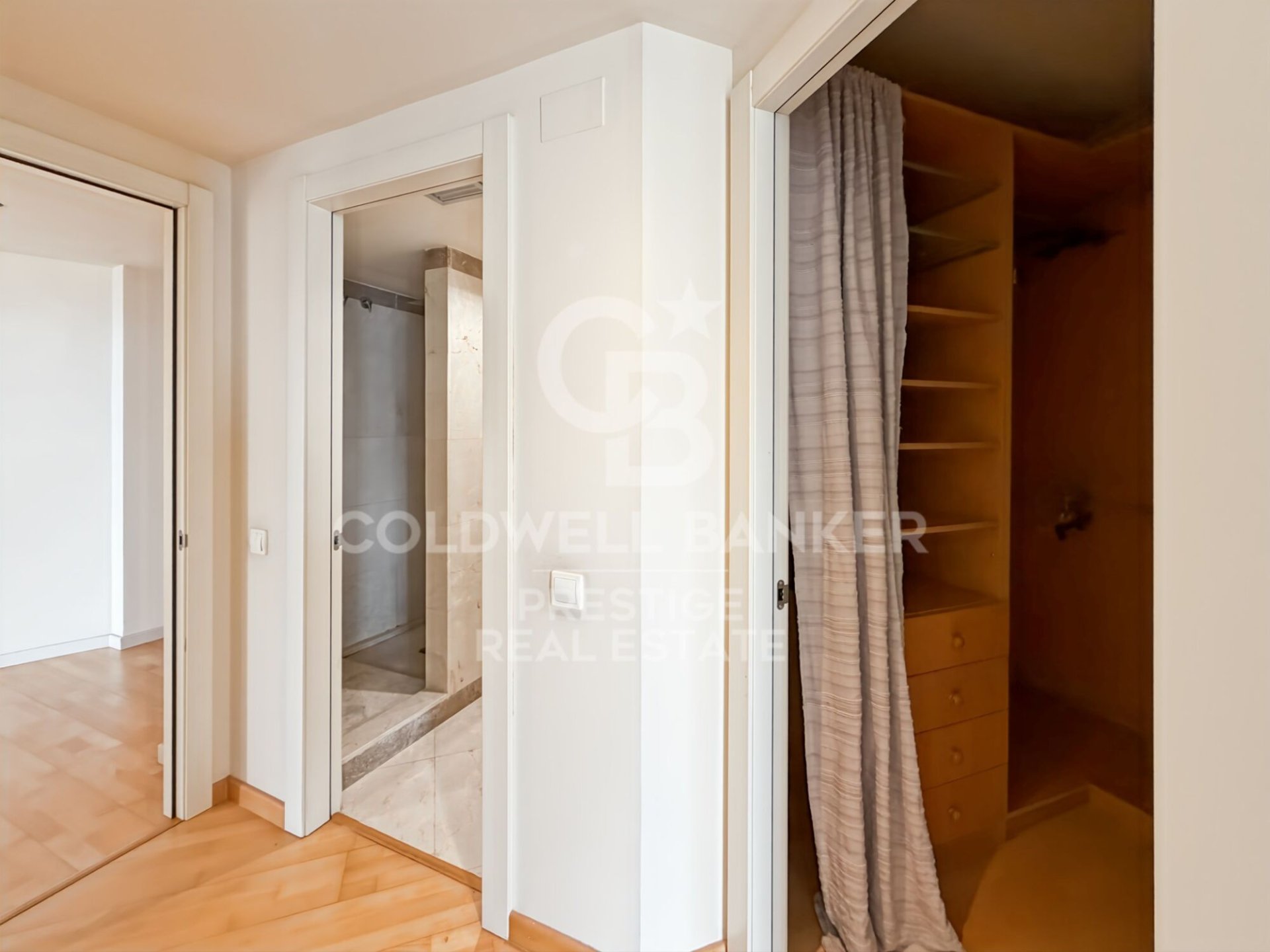 Dzīvoklis Barcelona, Spānijā 4 istabas, 171 m2 Nr. 178712