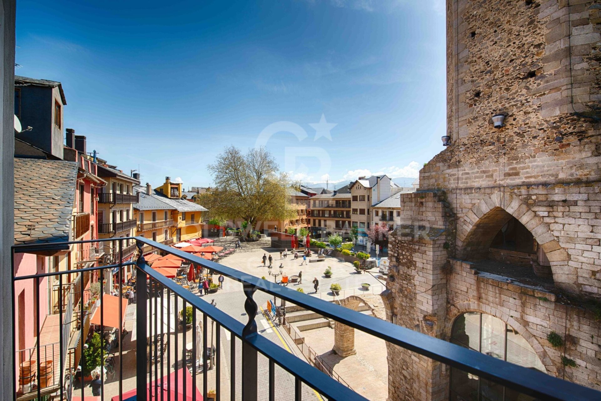 Lägenhet i Girona, Spanien 3 sovrum, 131 kvm. Nr. 178713