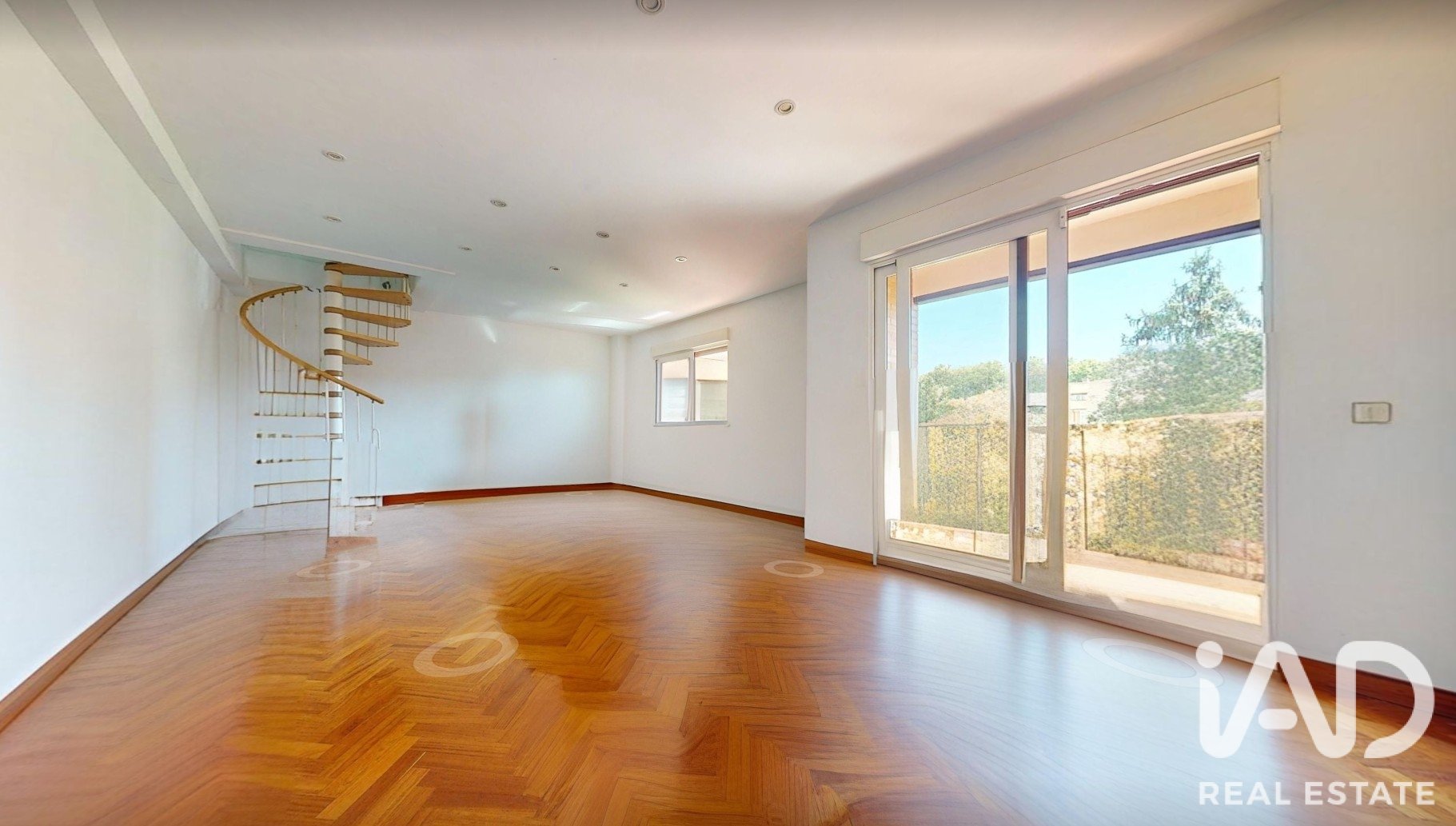 Huoneisto Madrid, Espanja 5 makuuhuonetta, 274 m2 No. 195745