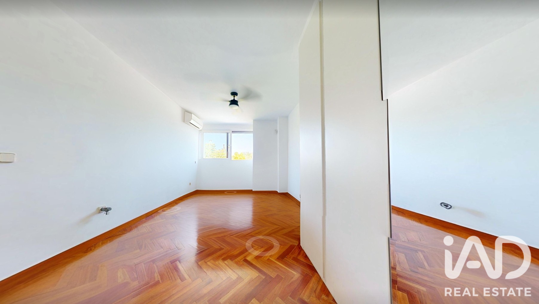 Huoneisto Madrid, Espanja 5 makuuhuonetta, 274 m2 No. 195745