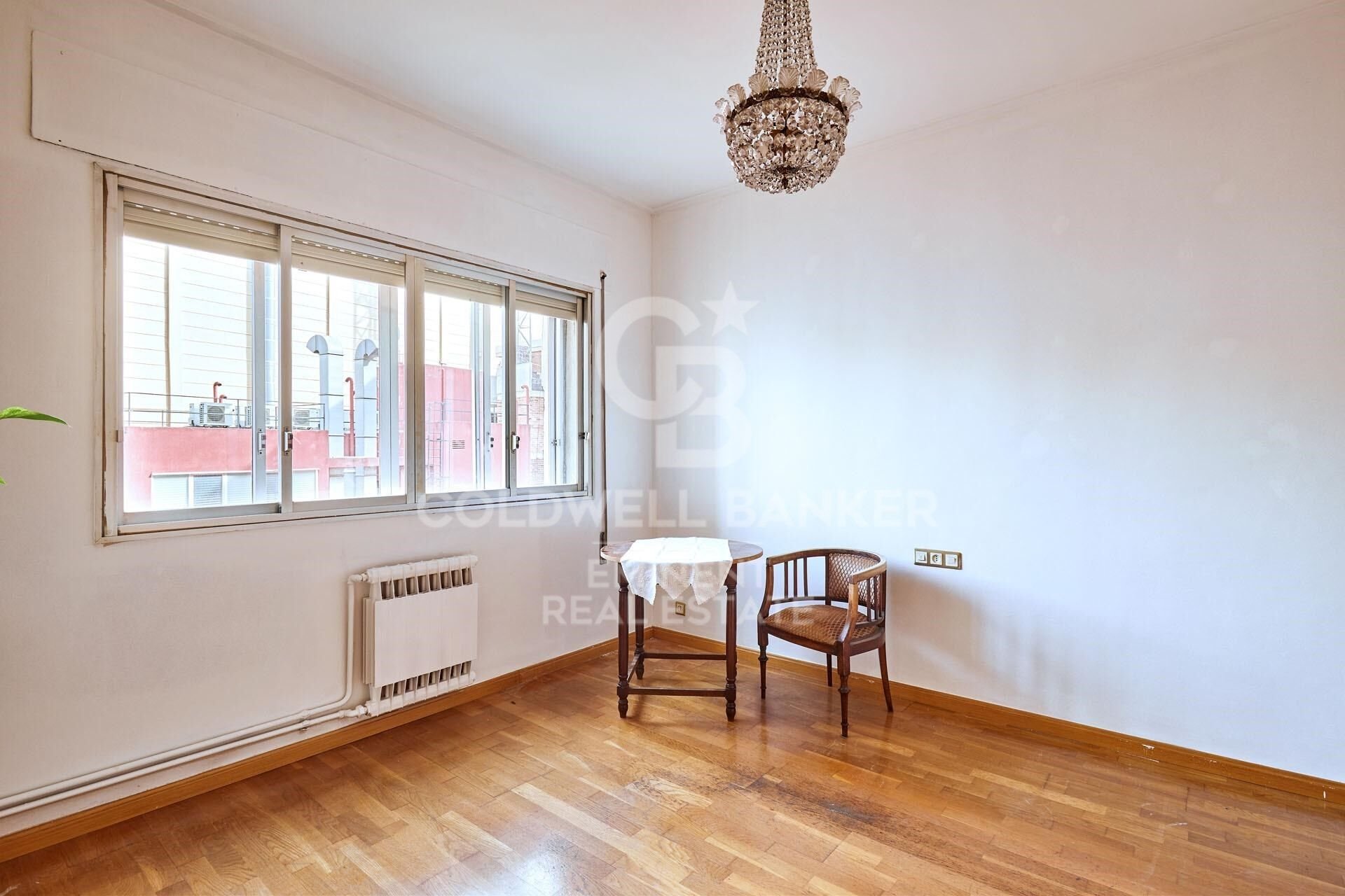Apartment in Barcelona, Spain 4 bedrooms, 180 sq.m. No. 157421