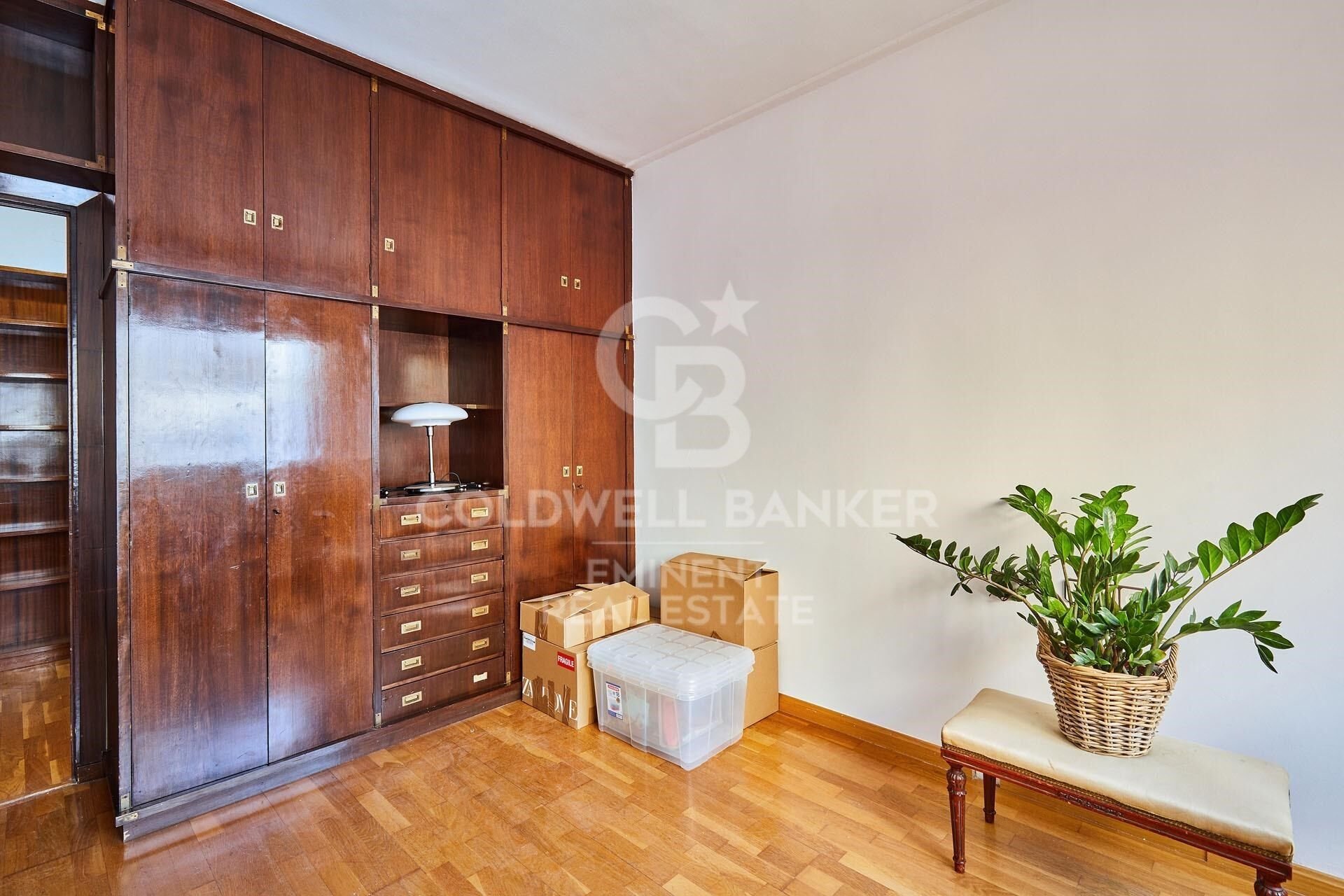 Apartment in Barcelona, Spain 4 bedrooms, 180 sq.m. No. 157421