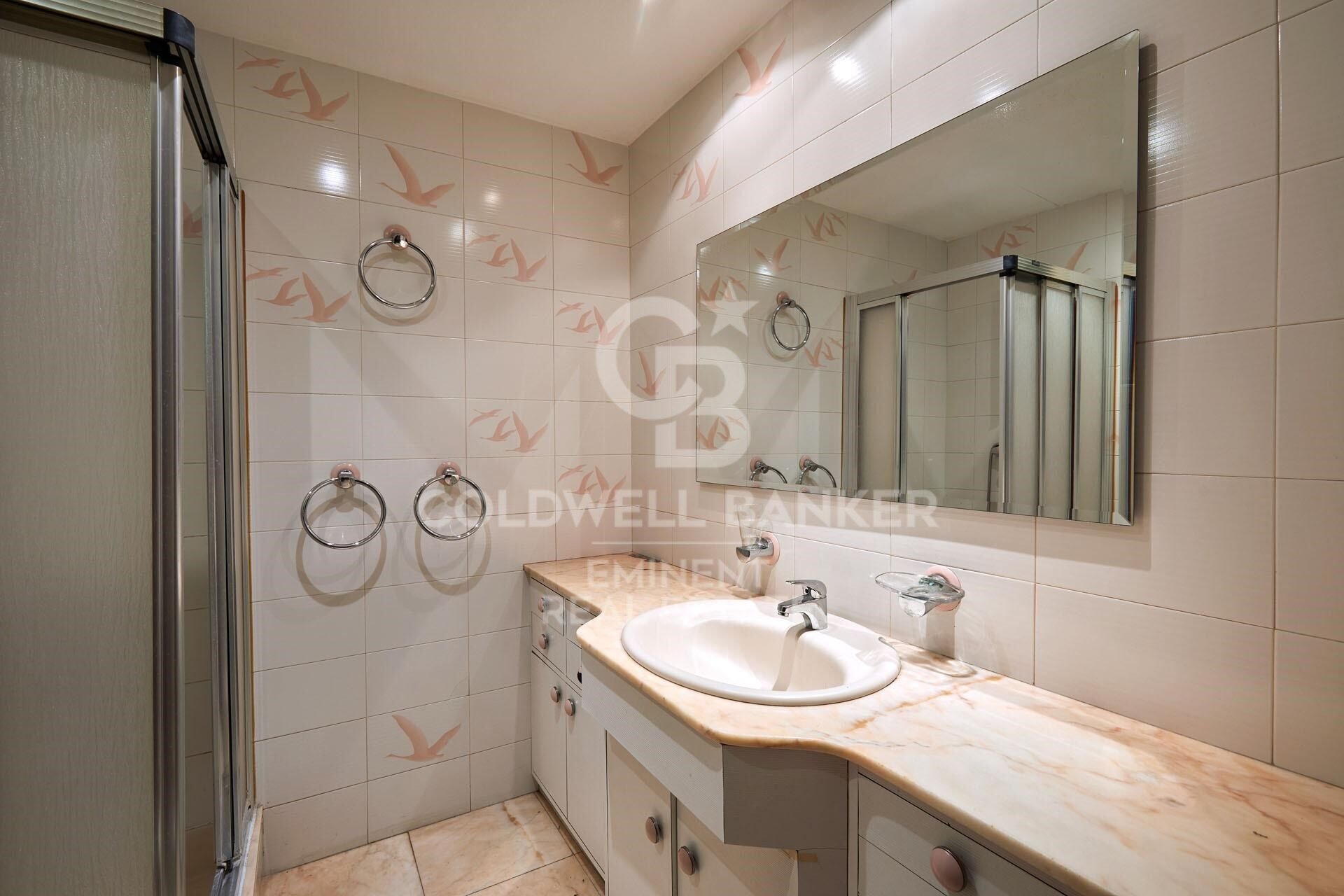 Apartment in Barcelona, Spain 4 bedrooms, 180 sq.m. No. 157421