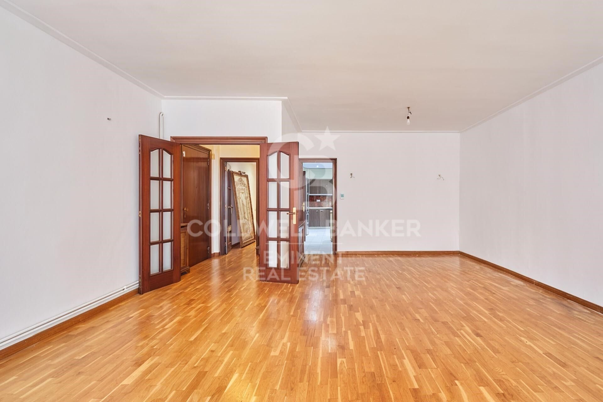 Apartment in Barcelona, Spain 4 bedrooms, 180 sq.m. No. 157421