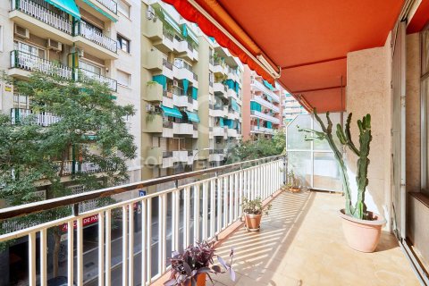 Квартира в Барселона, Испания 4 спальни, 180м2 №157421