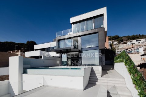 Māja Barcelona, Spānijā 6 istabas, 710 m2 Nr. 179130