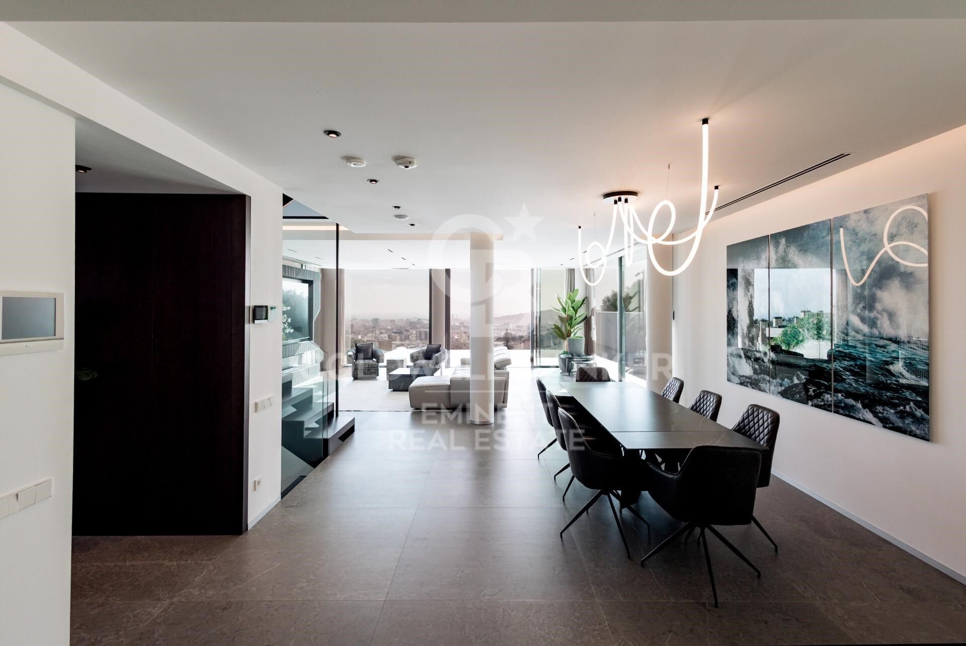 Māja Barcelona, Spānijā 6 istabas, 710 m2 Nr. 179130