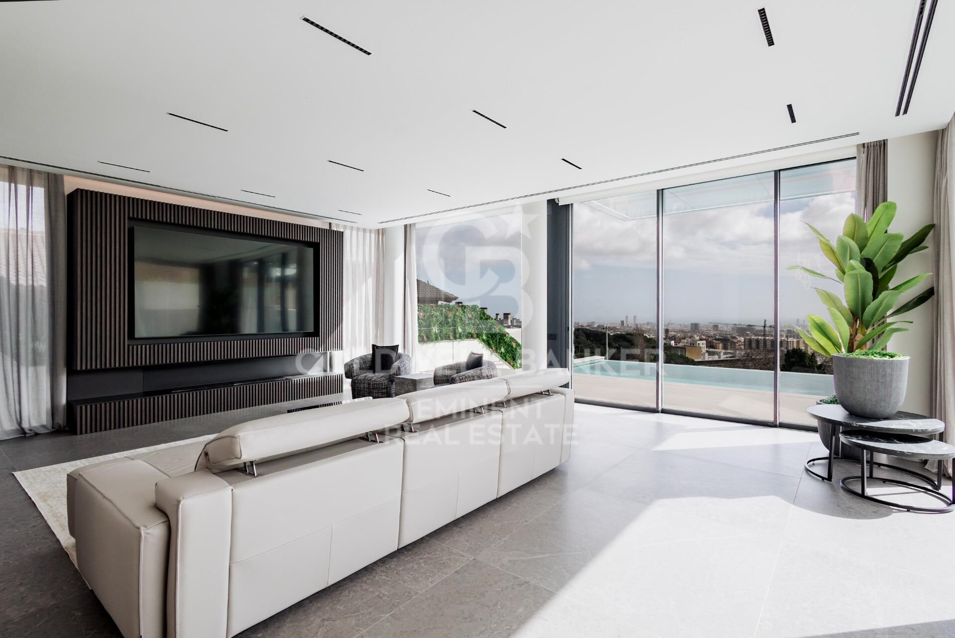 Māja Barcelona, Spānijā 6 istabas, 710 m2 Nr. 179130