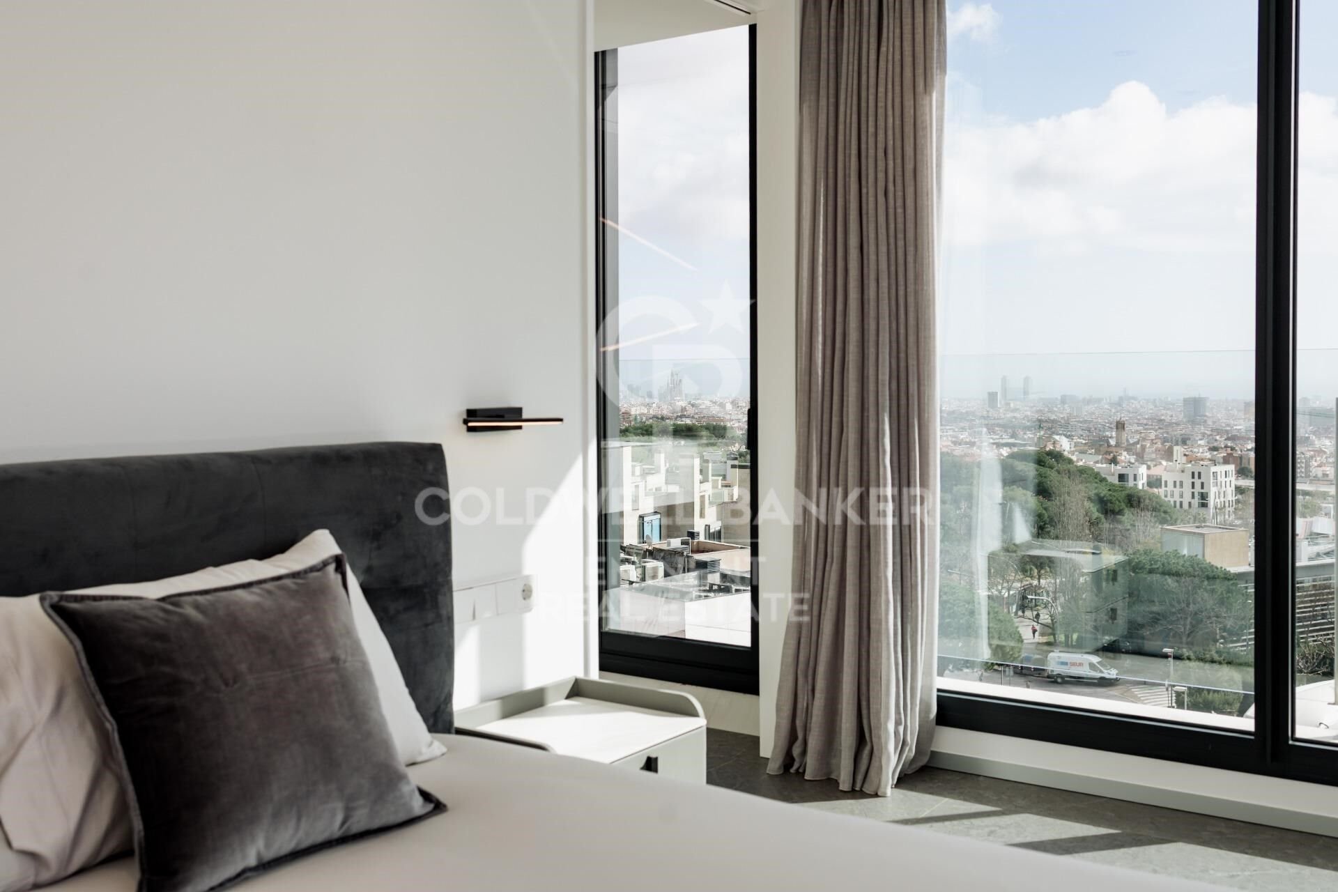 Māja Barcelona, Spānijā 6 istabas, 710 m2 Nr. 179130