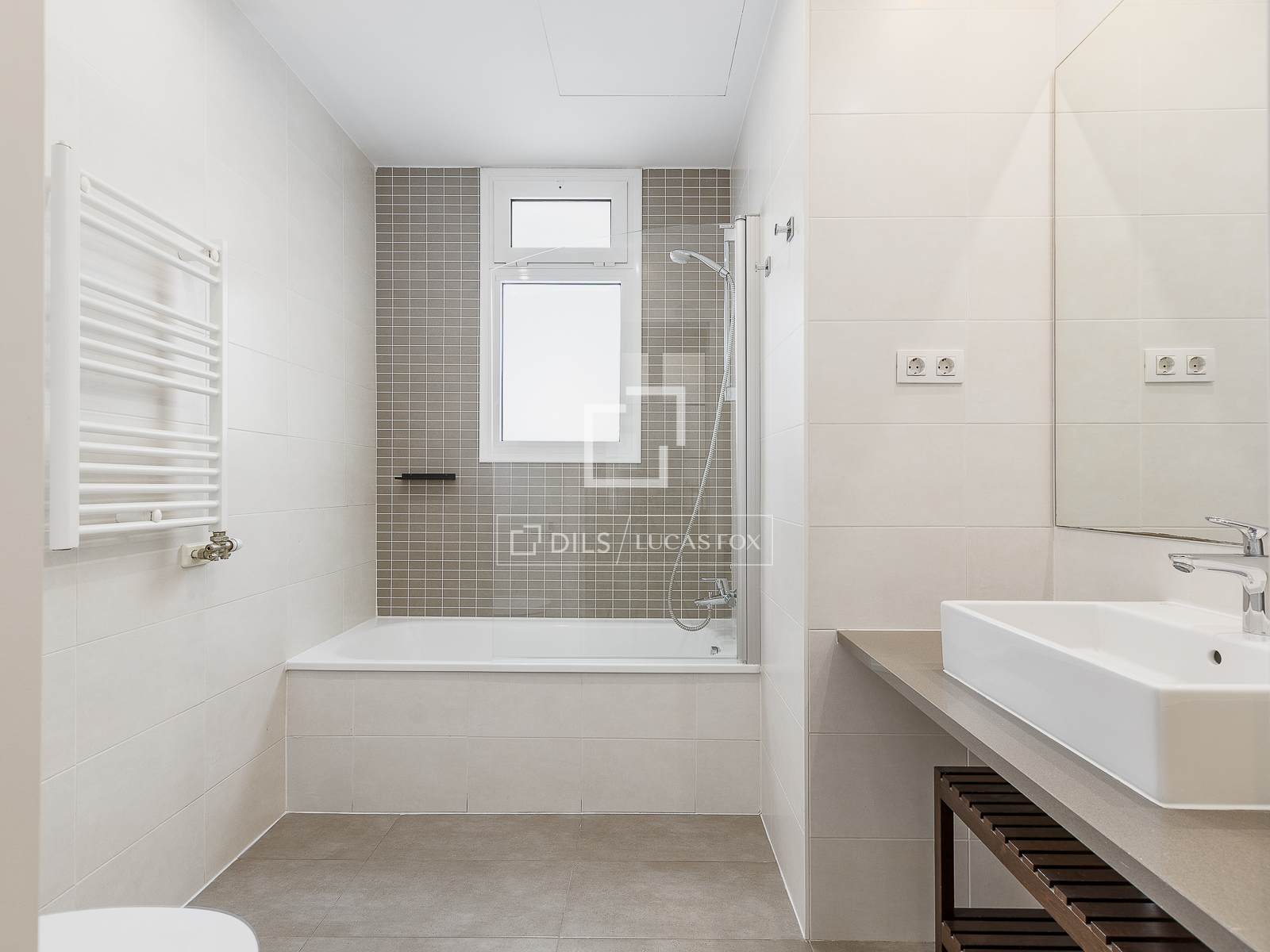 Apartament w Barcelona, Hiszpania 3 sypialnie, 136 mkw. nr 167578
