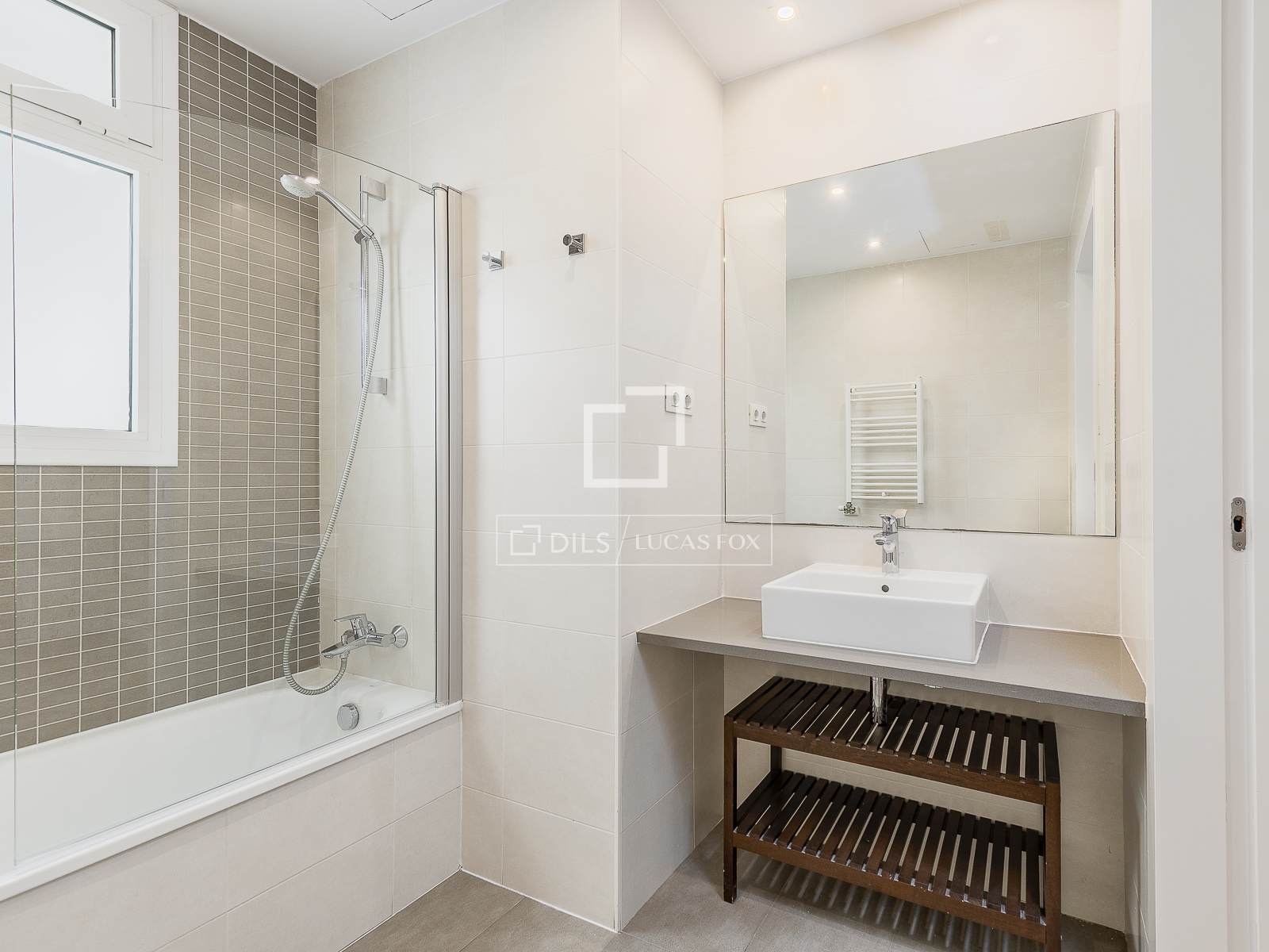 Apartament w Barcelona, Hiszpania 3 sypialnie, 136 mkw. nr 167578