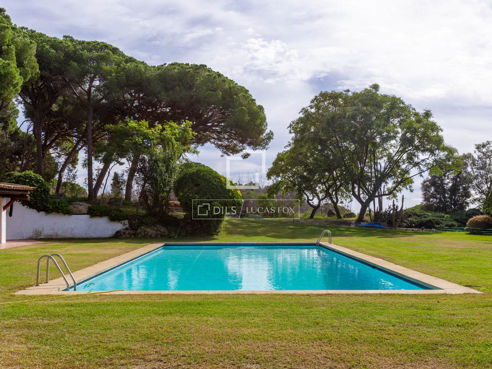 Villa Sant Andreu de Llavaneres, Barcelona, Spānijā 14 istabas, 1037 m2 Nr. 167584
