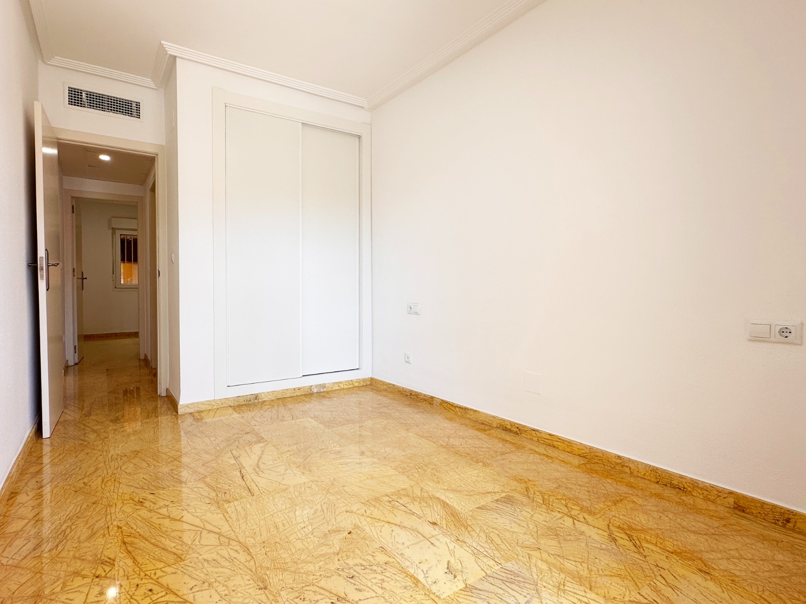 Dzīvoklis Alicante, Spānijā 2 istabas, 69 m2 Nr. 196777