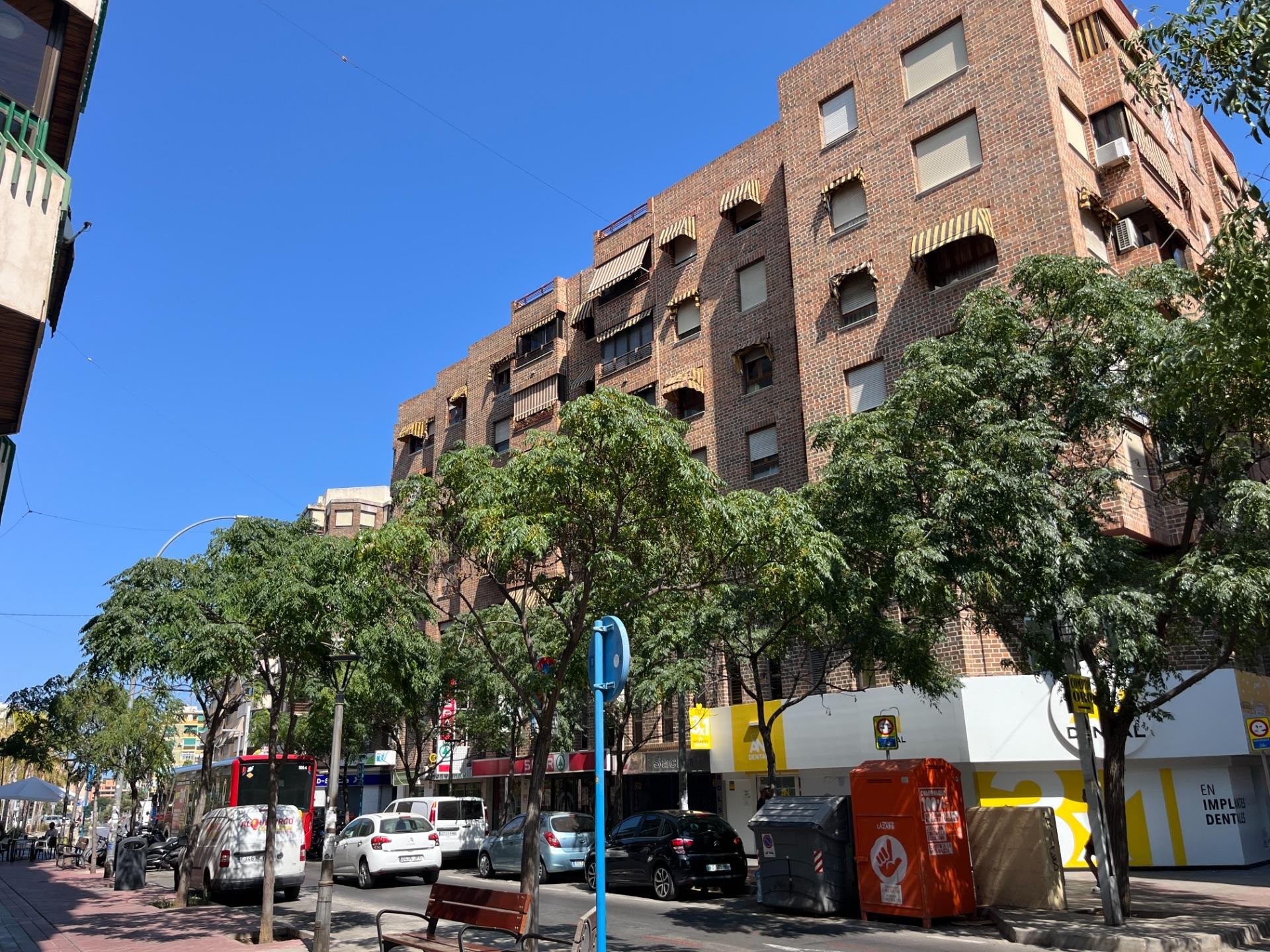 Pysäköinti Alicante, Espanja 16 m2 No. 182800