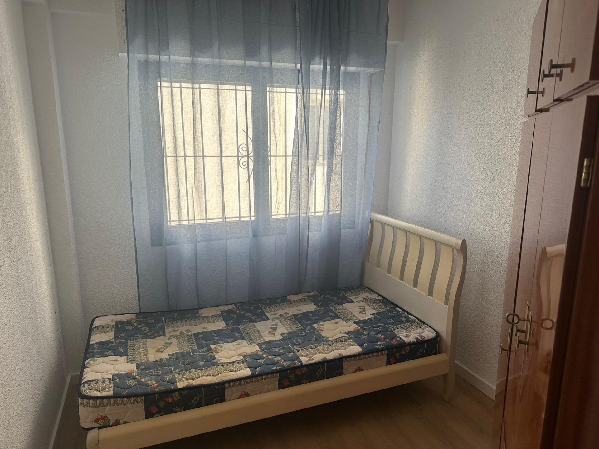 Wohnung in Alicante, Spanien 2 Schlafzimmer, 81 m2 Nr. 182799