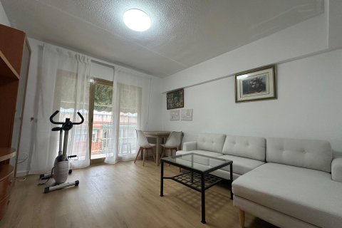 Apartamento en Alicante, España 2 dormitorios, 81 m2 No. 182799