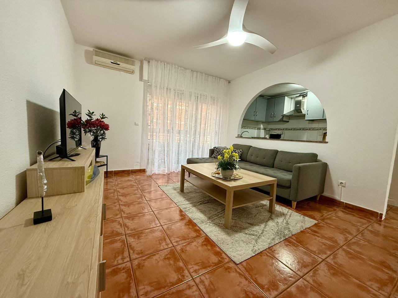 Apartment à Torrevieja, Alicante, Espagne 2 chambres, 89 m2 No. 182804