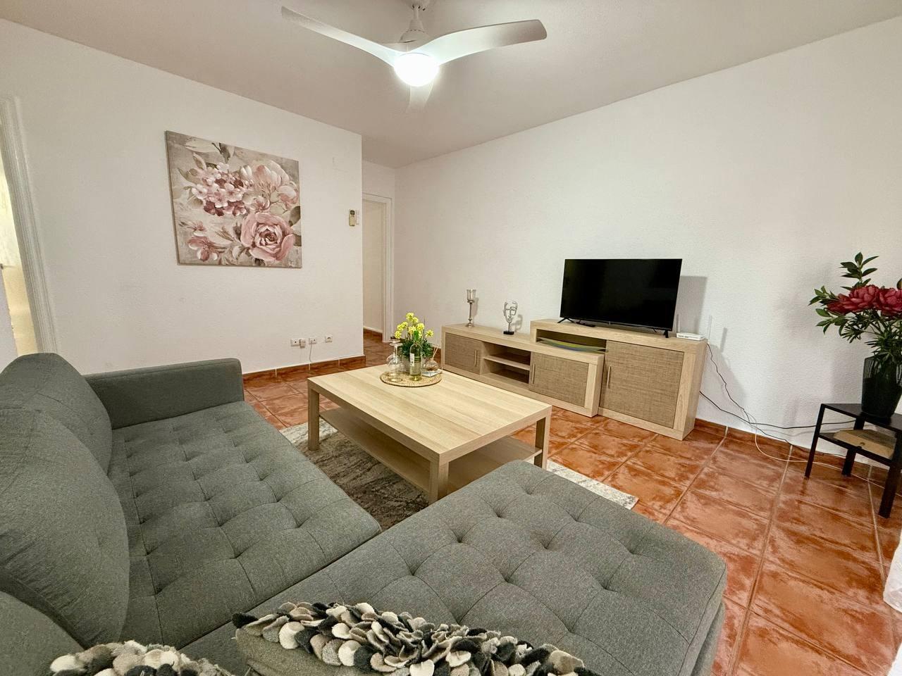 Apartment à Torrevieja, Alicante, Espagne 2 chambres, 89 m2 No. 182804