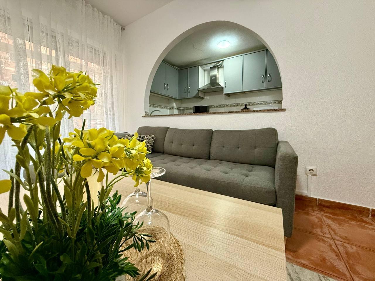Apartment à Torrevieja, Alicante, Espagne 2 chambres, 89 m2 No. 182804