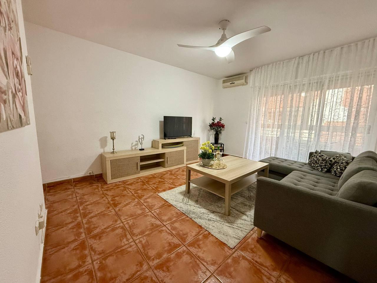Apartment à Torrevieja, Alicante, Espagne 2 chambres, 89 m2 No. 182804