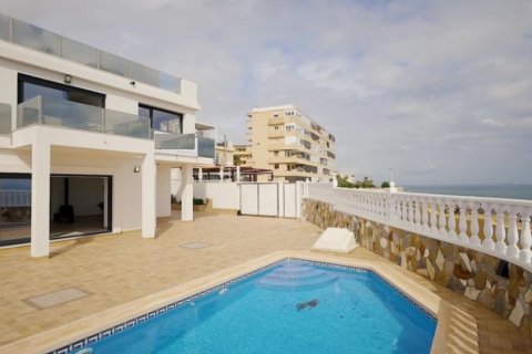 Villa La Mata, Alicante, Spānijā 4 istabas, 210 m2 Nr. 145218