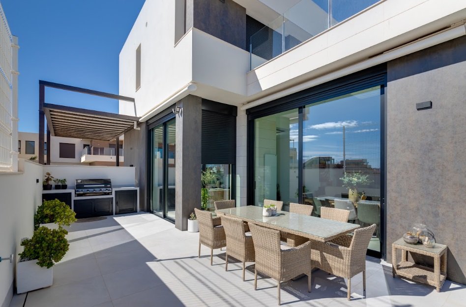 Huvila Alicante, Espanja 3 makuuhuonetta, 122 m2 No. 145216