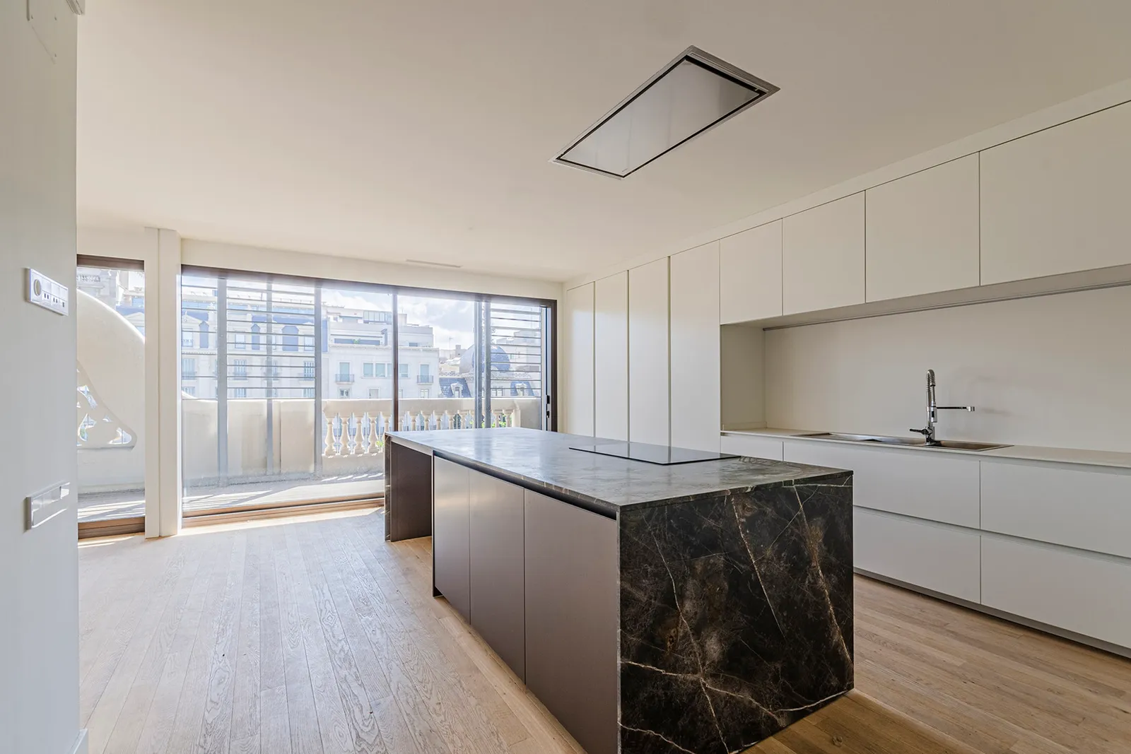 Appartamento a Barcelona, Spagna 5 camere da letto,  N° 141295