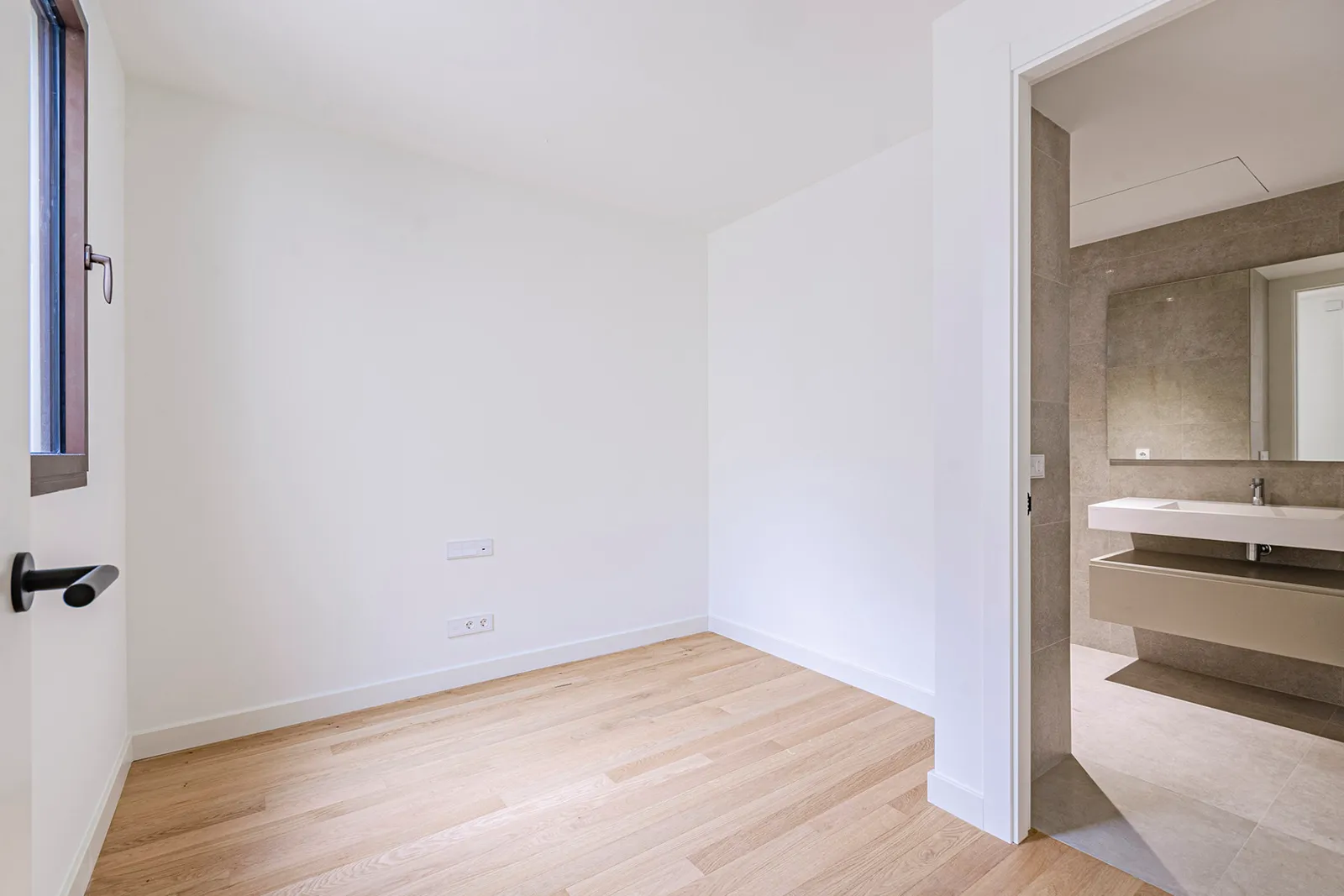 Appartamento a Barcelona, Spagna 5 camere da letto,  N° 141295