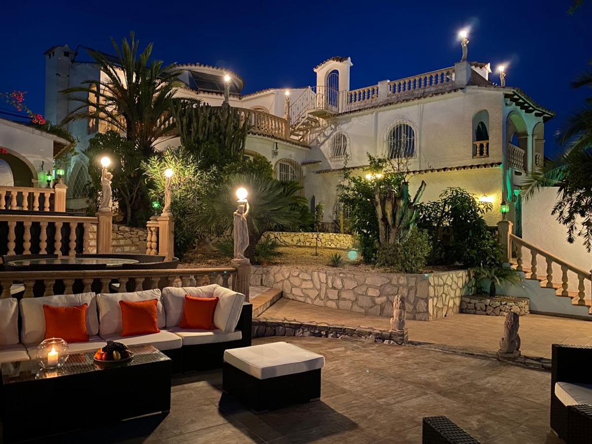 Villa en Benissa, Alicante, España 4 dormitorios, 550 m2 No. 79919