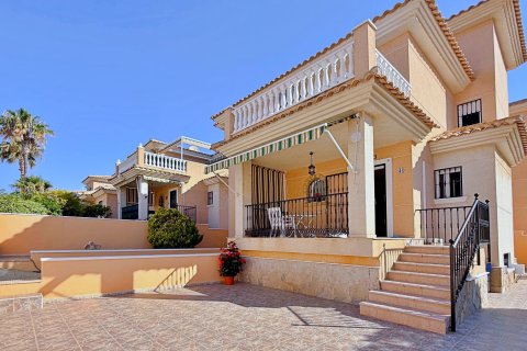 Huvila Orihuela, Alicante, Espanja 4 makuuhuonetta, 198 m2 No. 181282