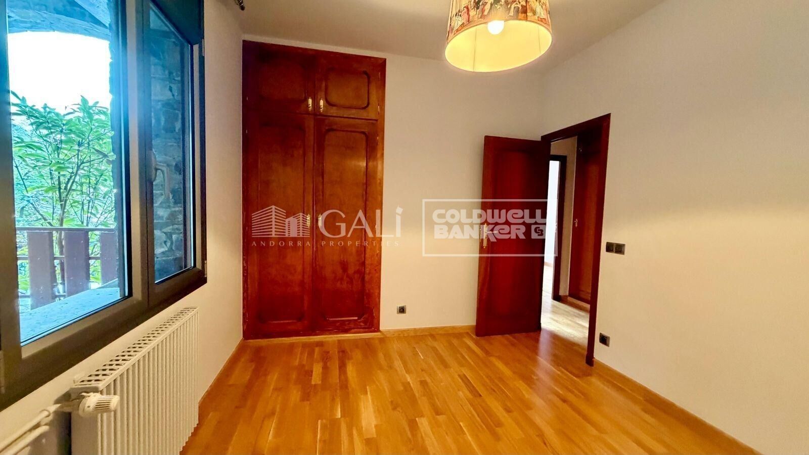 Huvila Principado De Andorra (Ninguna Poblacion Tiene C.P.), Lleida, Espanja 6 makuuhuonetta, 500 m2 No. 156715