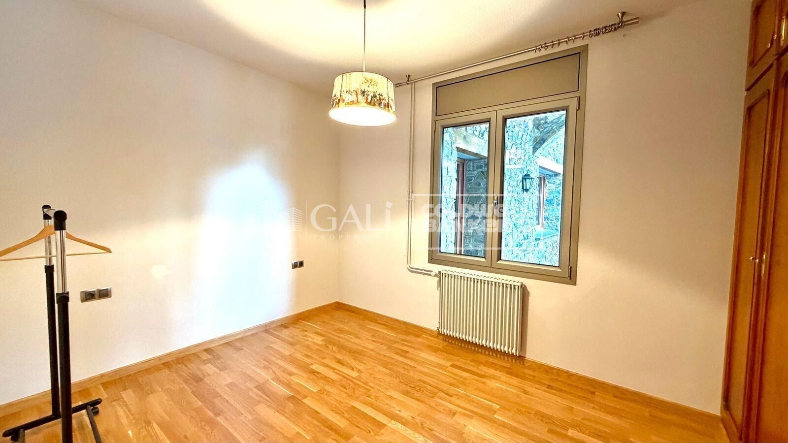 Huvila Principado De Andorra (Ninguna Poblacion Tiene C.P.), Lleida, Espanja 6 makuuhuonetta, 500 m2 No. 156715